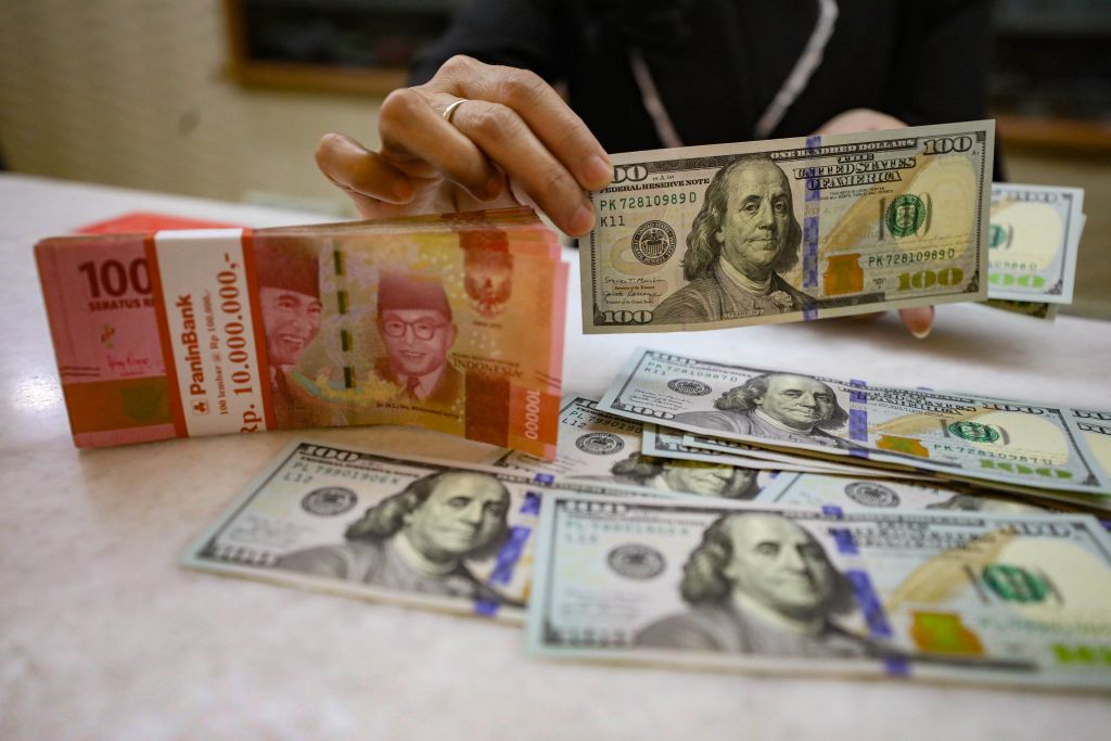 Rupiah Melemah