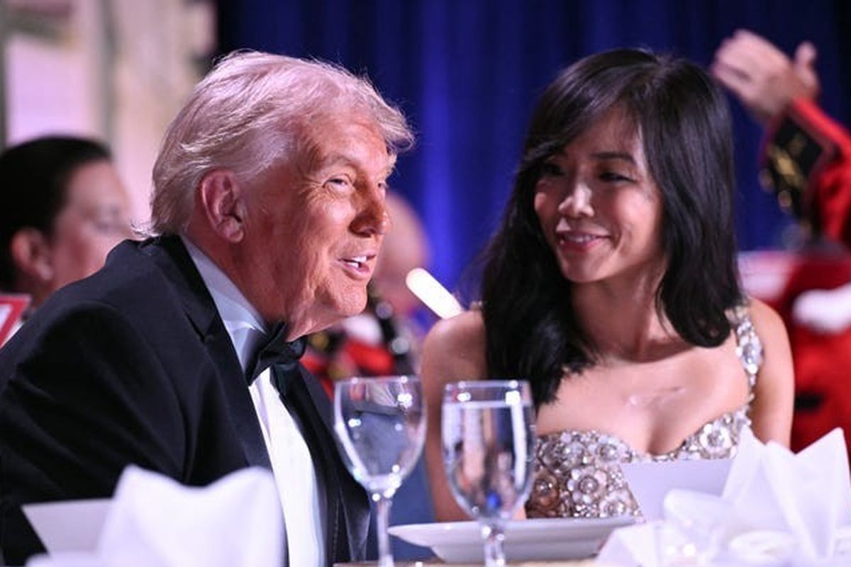 Trump bersama Weija Jiang