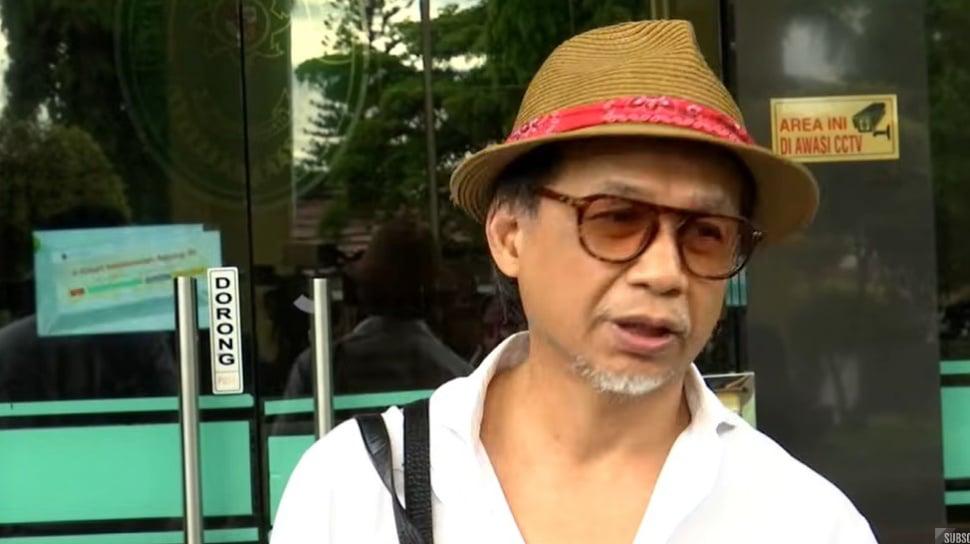 Denny Goestaf, Mantan Suami Clara Shinta
