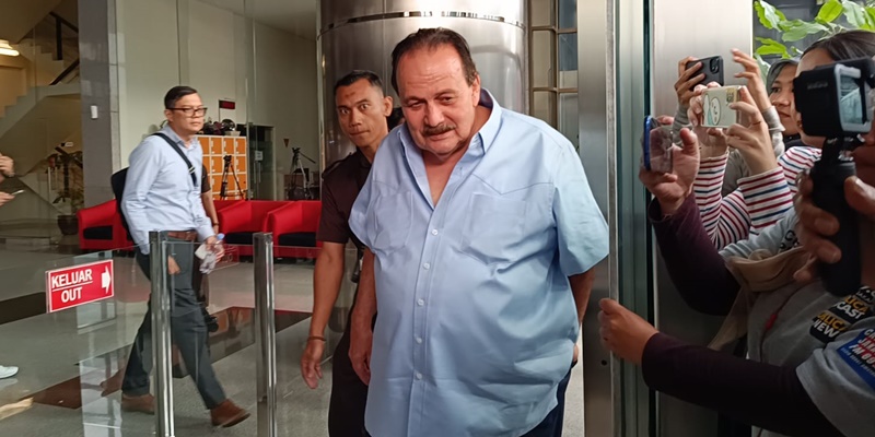 Romo Nitiyudo Wachjo alias Haji Romo saat diperiksa KPK