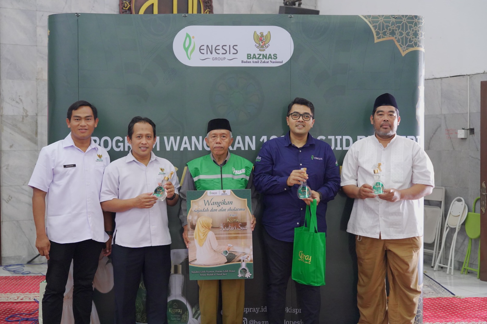 Program Wangikan 100 Masjid Berseri Bersama Kispray Kasturi