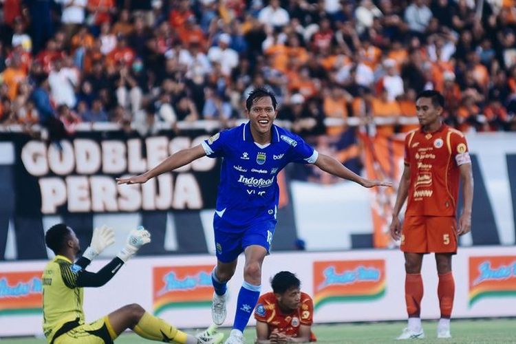 Adam Alis, Pemain Persib Bandung