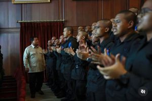 Prabowo saat menemui peserta
