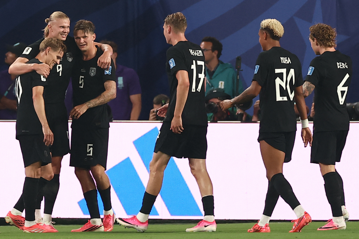 Haaland Cetak Dua Gol