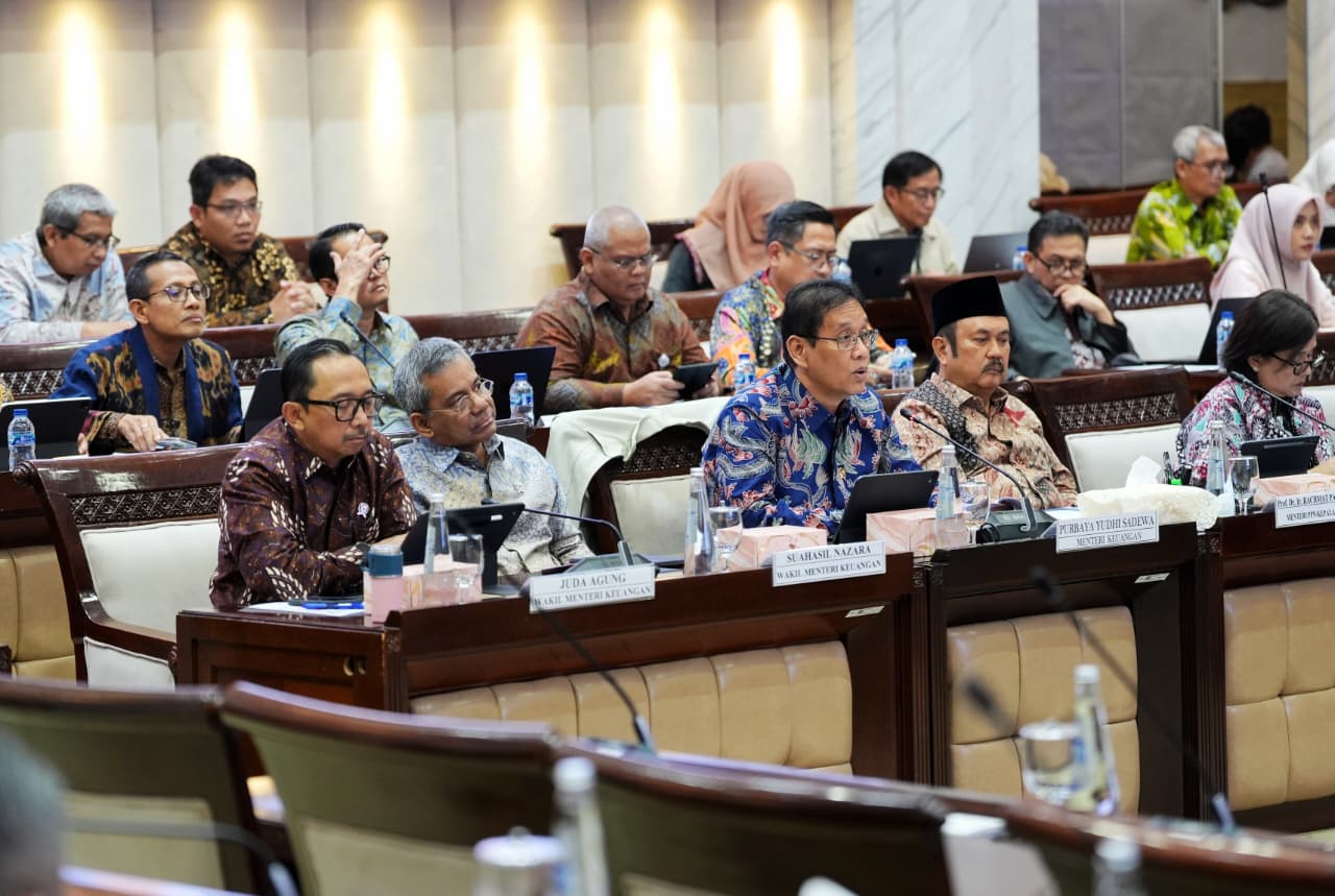 Menteri Keuangan Purbaya Yudhi Sadewa saat memaparkan Laporan Keuangan Kemenkeu Tahun 2025 di hadapan Komisi XI DPR RI. Foto: kemenkeu.go.id